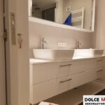 beyaz renk banyo dolabı