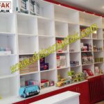 kırtasiye rafları