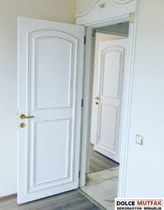 kemer li ahşap kapı