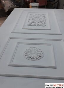 oyma göbekli mdf kapı