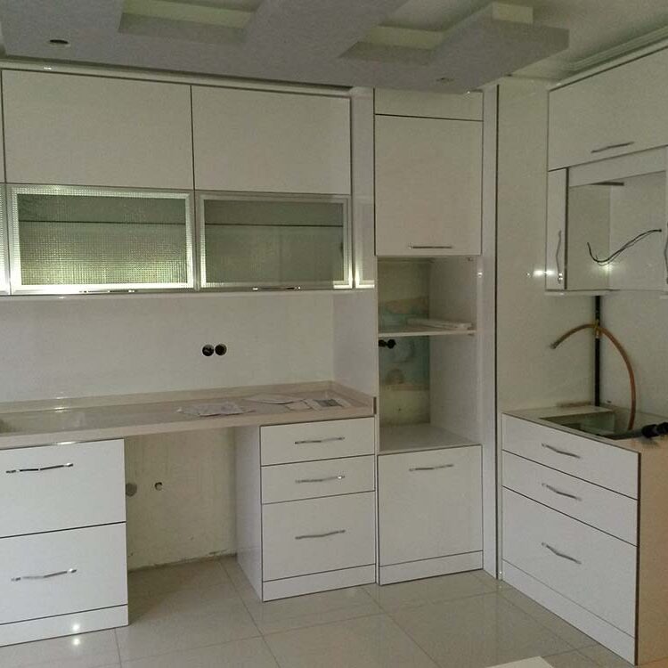 akrilik kapaklı mutfaklar