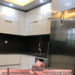 akrilik kapaklı mutfak dolabı